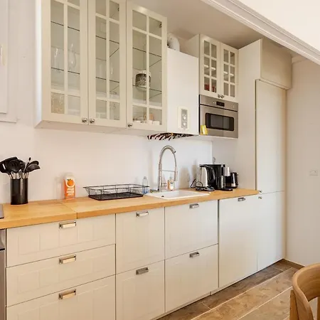 Splendide 80m2 - 2 - 5,10min Plages & Gare & Palais Des Festivals - Air Conditionne * 戛纳